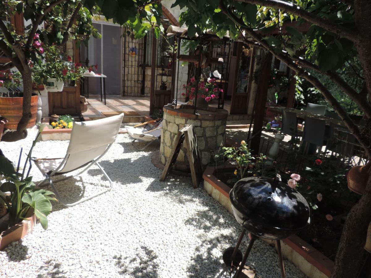 Bed and Breakfast La Casa In Pietra Santa Caterina Villarmosa Exterior foto