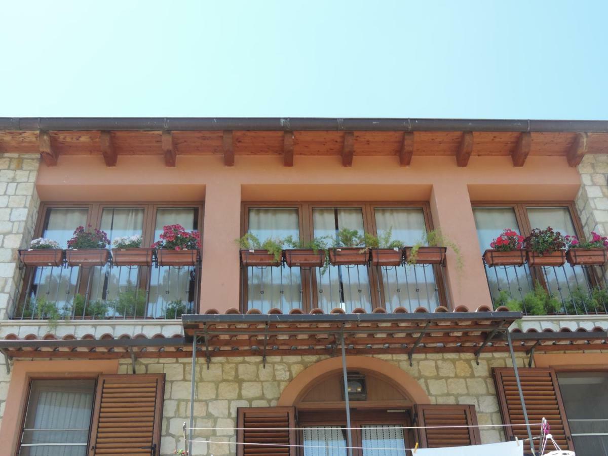 Bed and Breakfast La Casa In Pietra Santa Caterina Villarmosa Exterior foto