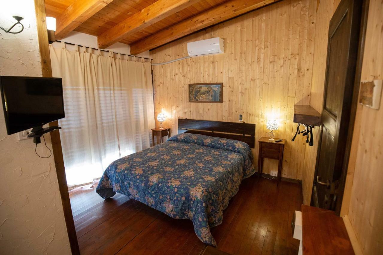 Bed and Breakfast La Casa In Pietra Santa Caterina Villarmosa Exterior foto